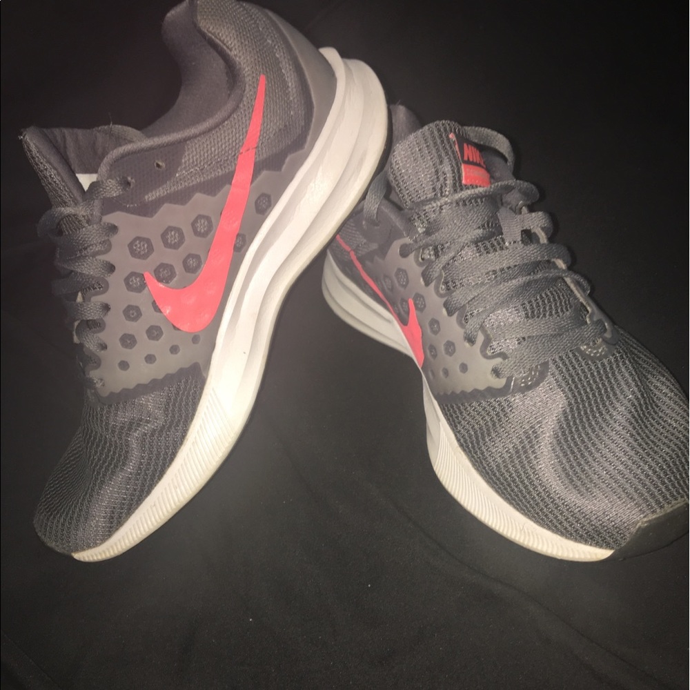 Women's Nike downshifter shoe